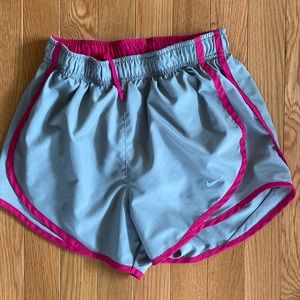 Women’s Nike tempo shorts